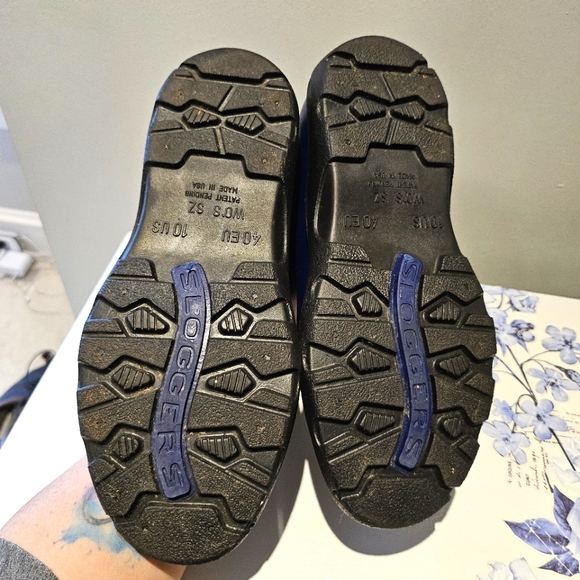 5/$25 Sloggers sz10 rain boots - Picture 6 of 8